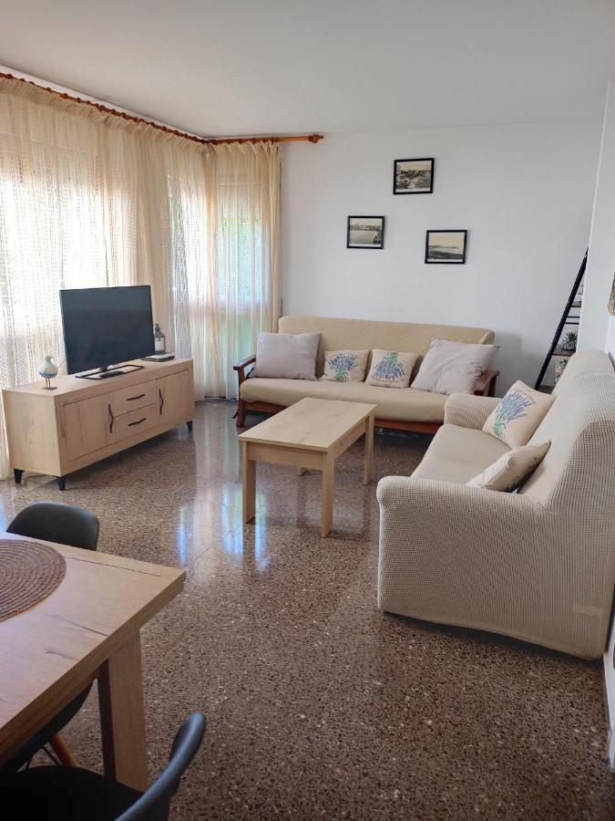 Apartament Edifici Simbat A 150M De La Platja Apartment Palamos Ngoại thất bức ảnh